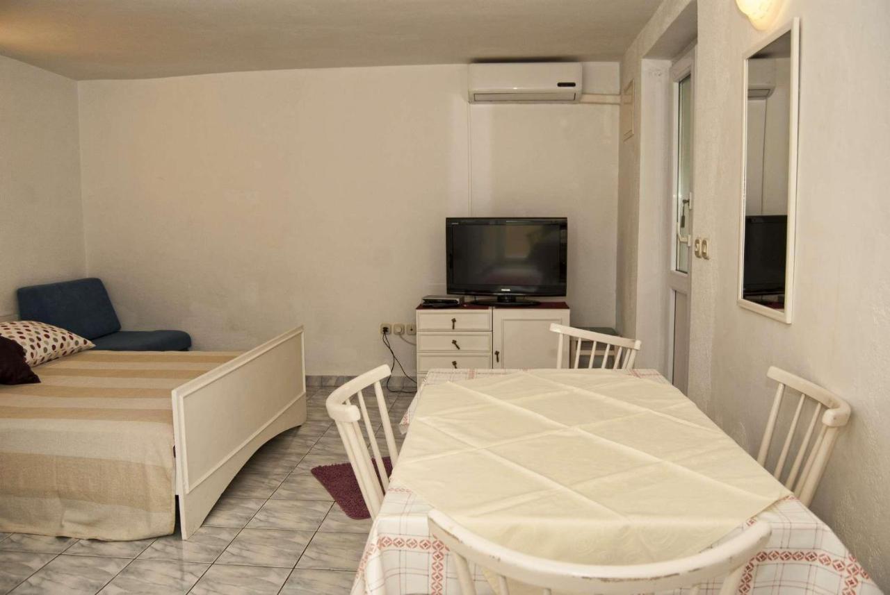 Apartments Mili 732 Makarska Eksteriør billede