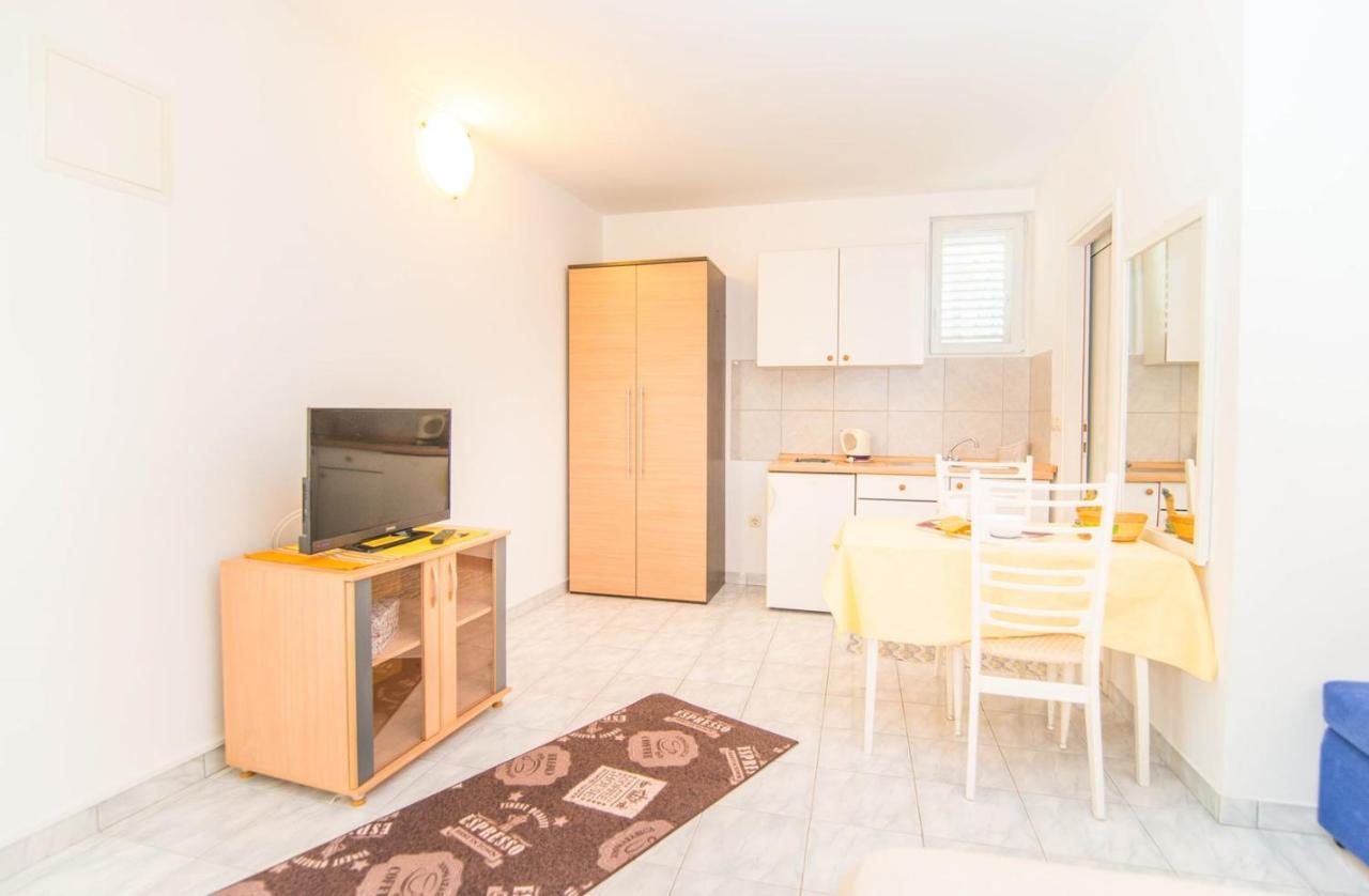 Apartments Mili 732 Makarska Eksteriør billede